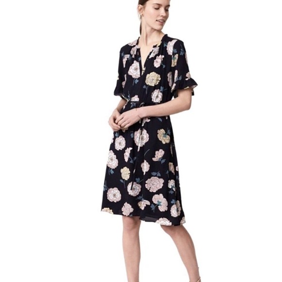 LOFT Dresses & Skirts - Loft Women's Navy Floral Fit & Flare Dress Ruffle Short Sleeves Size Small